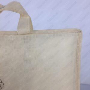 Nonwoven Fermuarlı Battaniye, Yorgan Ve Yastık Taşıma Saklama Çantası 6 Kulplu Fermuarli Nonwoven Ve Seffaf Plastik Pvc Ambalaj Yastik Canta 02